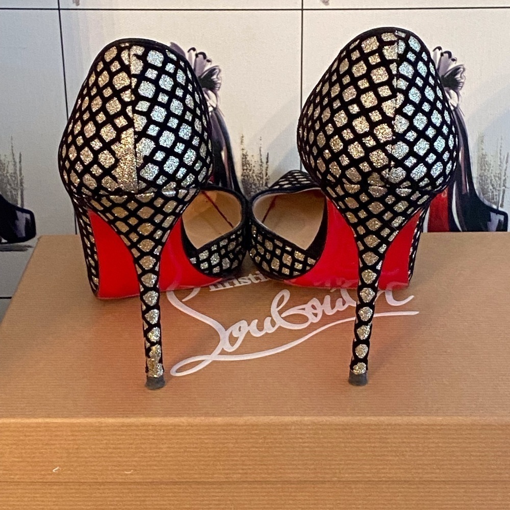 Christian Louboutin Iriza Glitter Velvet Net Pumps - Picture 6 of 10